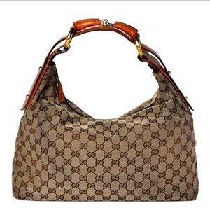 Gucci Medium Horsebit Chain HOBO in Light Brown